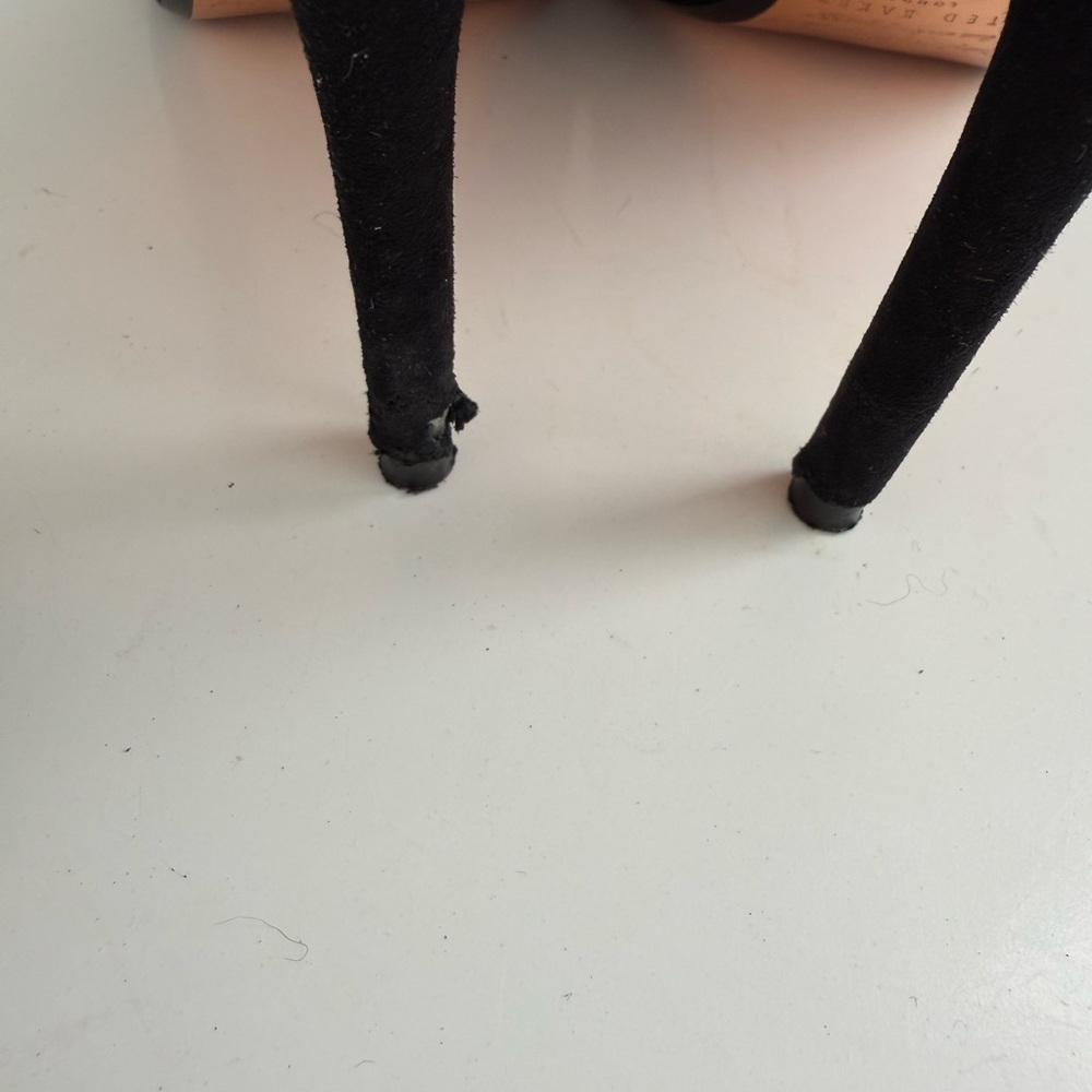 Ted Baker Black size 38.5 Heels with Bow Accent - Picture 5 of 7